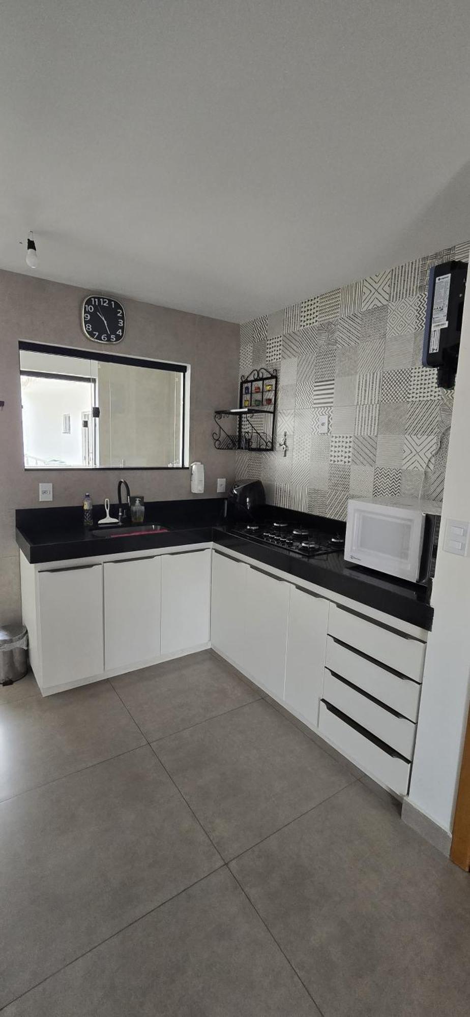Apartamento Casa Harmonia - 03 Quartos Sendo 01 Suite, Proximo Da Praia, Com Piscina E Area De Churrasco